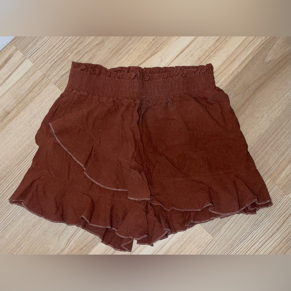 Women's Ruffled Brown Shorts/apron skort